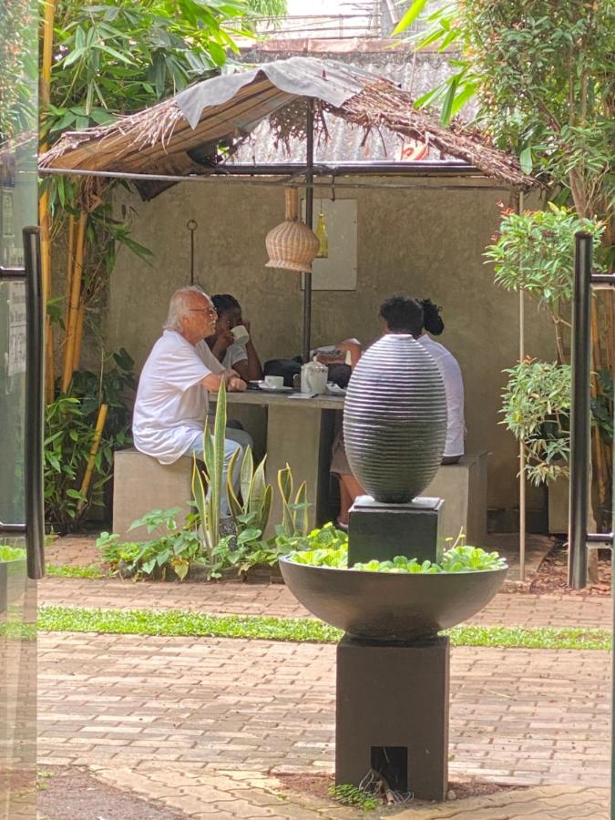 Hotel Tinaya Dambulla Bagian luar foto