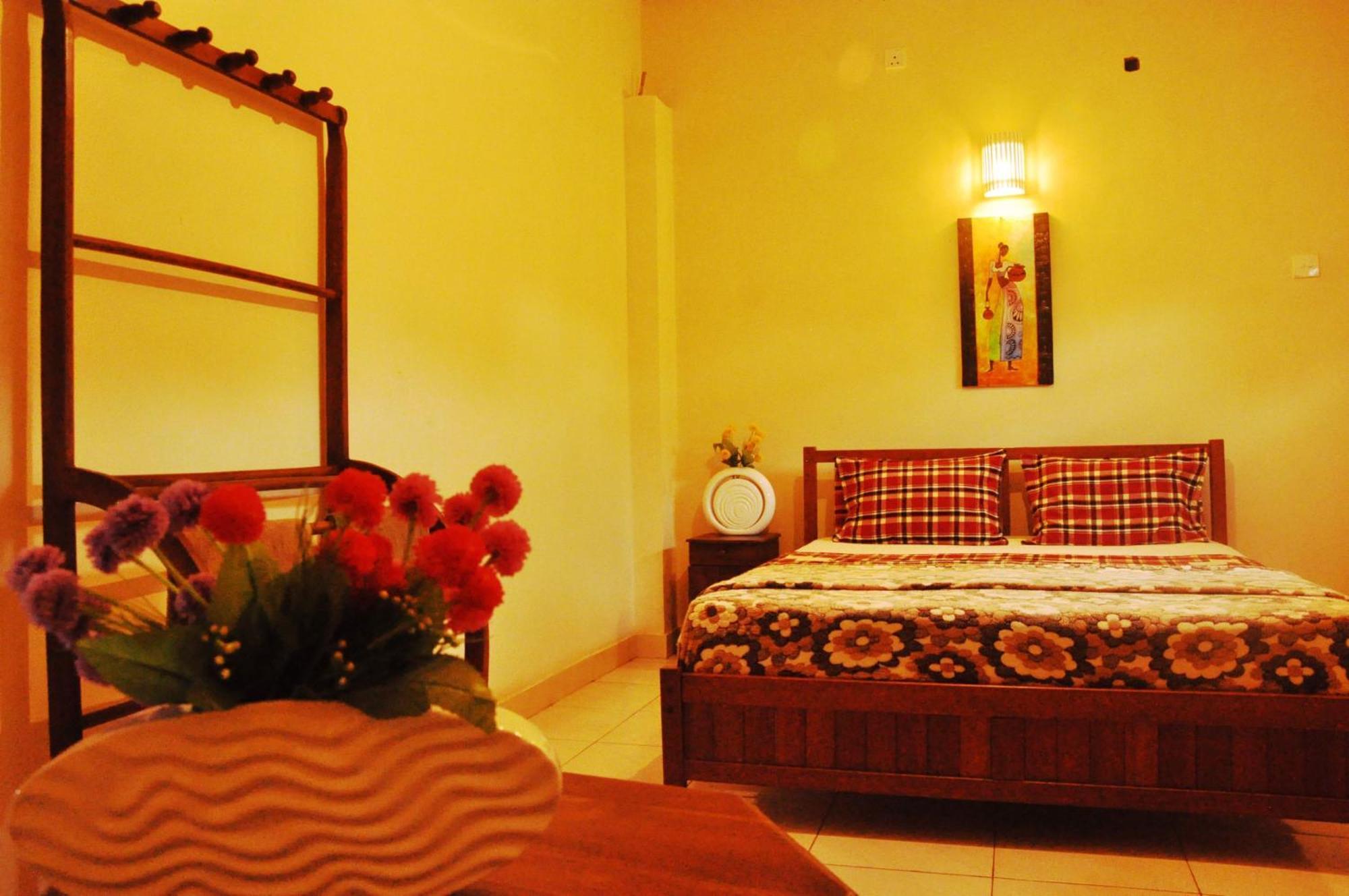 Hotel Tinaya Dambulla Ruang foto