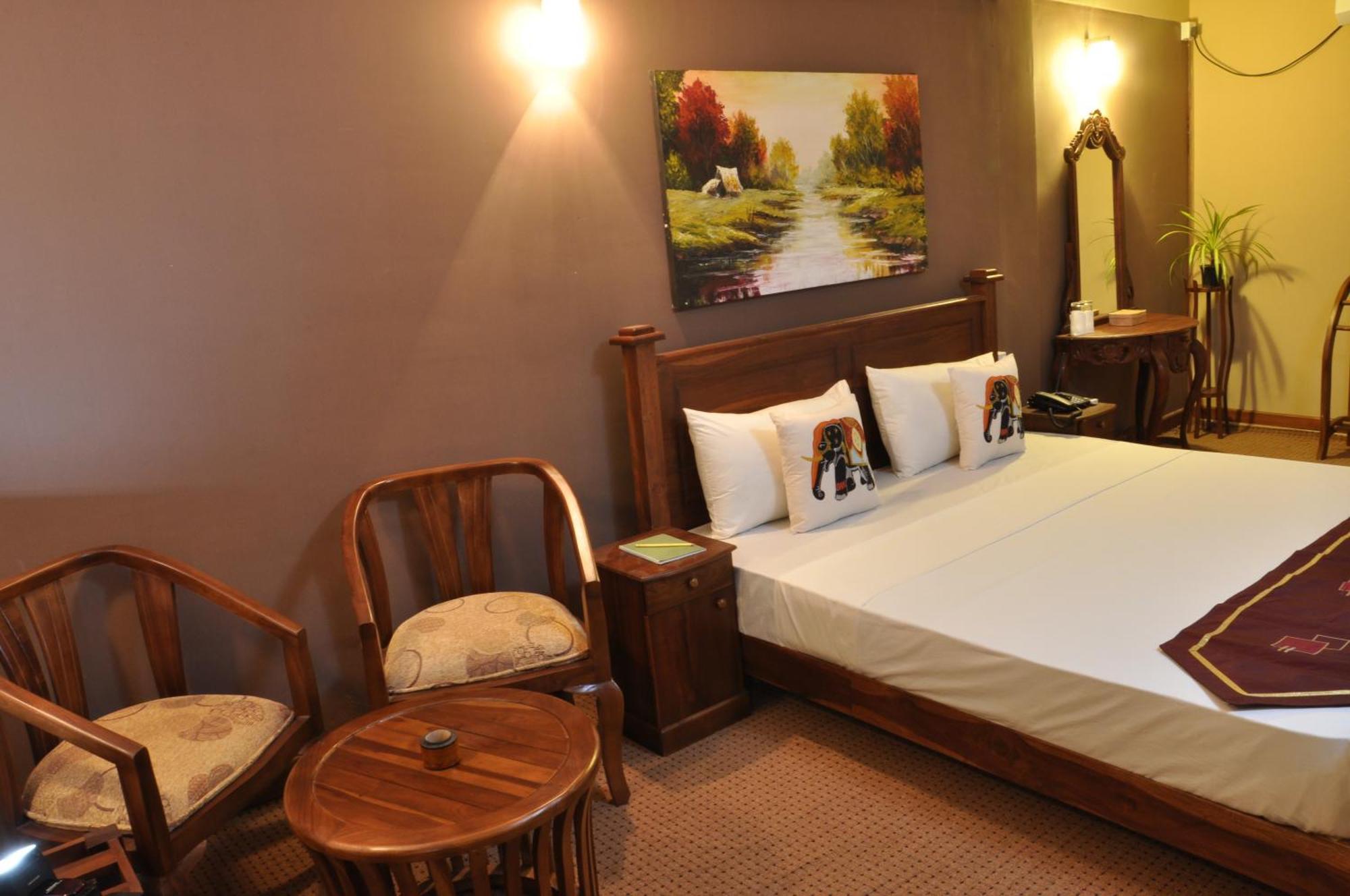 Hotel Tinaya Dambulla Ruang foto