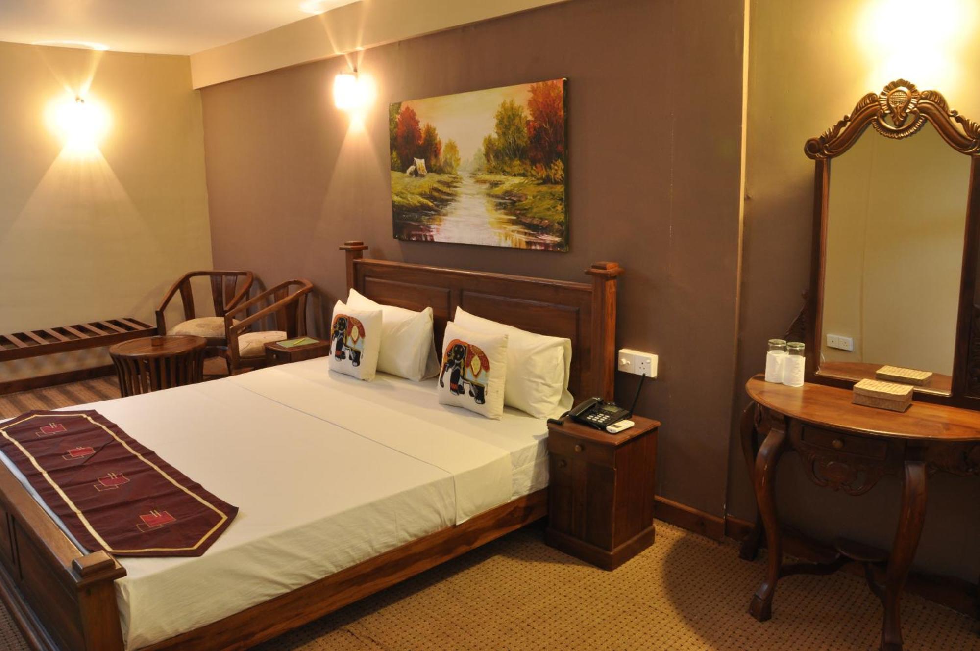 Hotel Tinaya Dambulla Ruang foto
