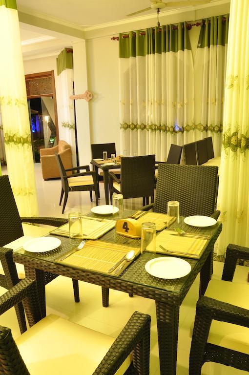 Hotel Tinaya Dambulla Bagian luar foto